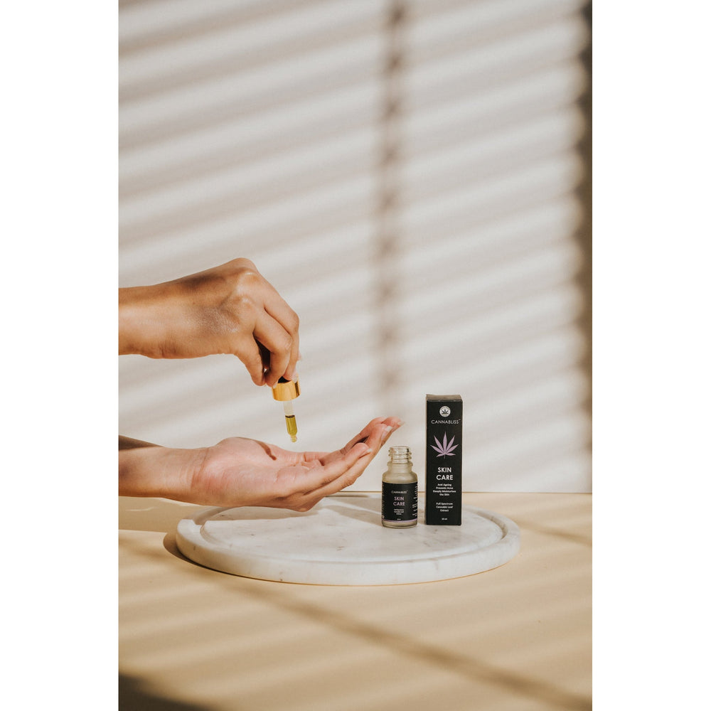 CannaBliss SKIN CARE (with 0.5% Cannabis Leaf Extract + Argan & Rosehip - Oil + Hemp Seed Oil) - 10 ML - EarthBased