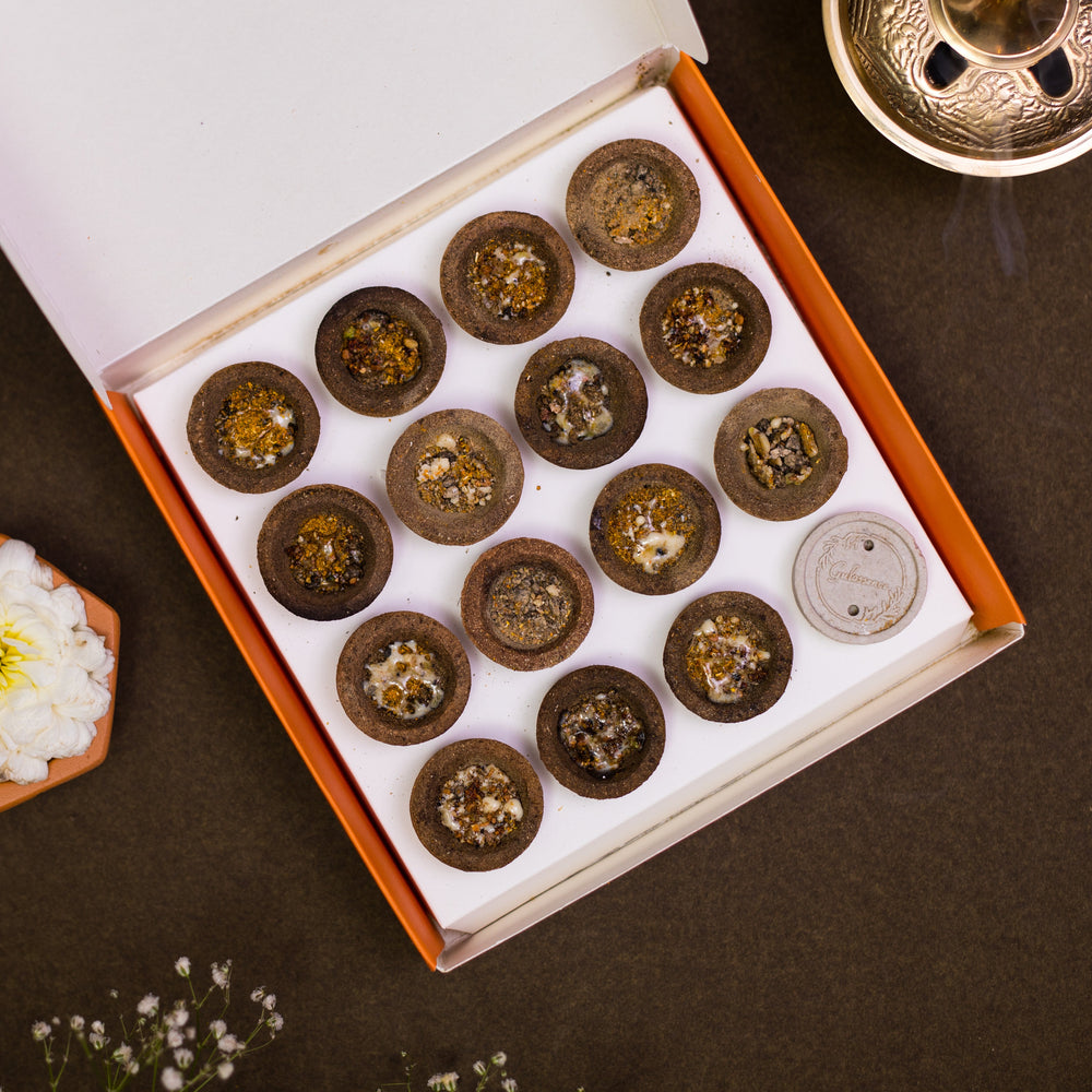 Sandalwood Havan cup & Loban Dhoop sticks Petrichor - Made from Cowdung & Temple Flowers | Combo Boxes | Gulessence - Gulessence