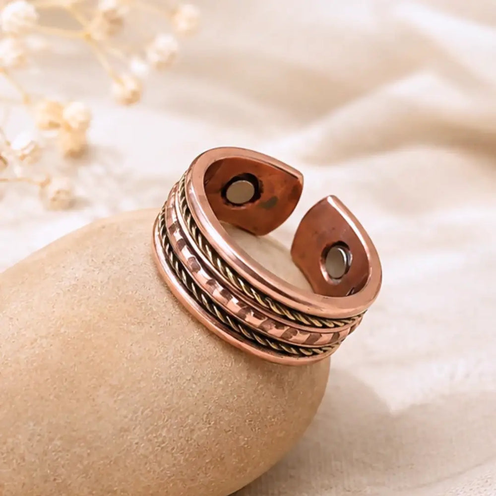 Unisex adjustable copper ring with magnets – Nature Heal wellness accessory