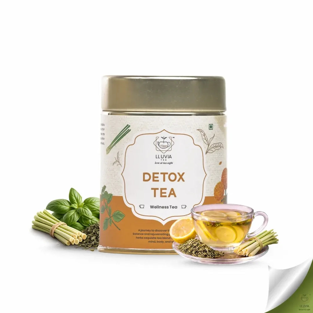 Brewed Lluvia green tea in a glass cup
