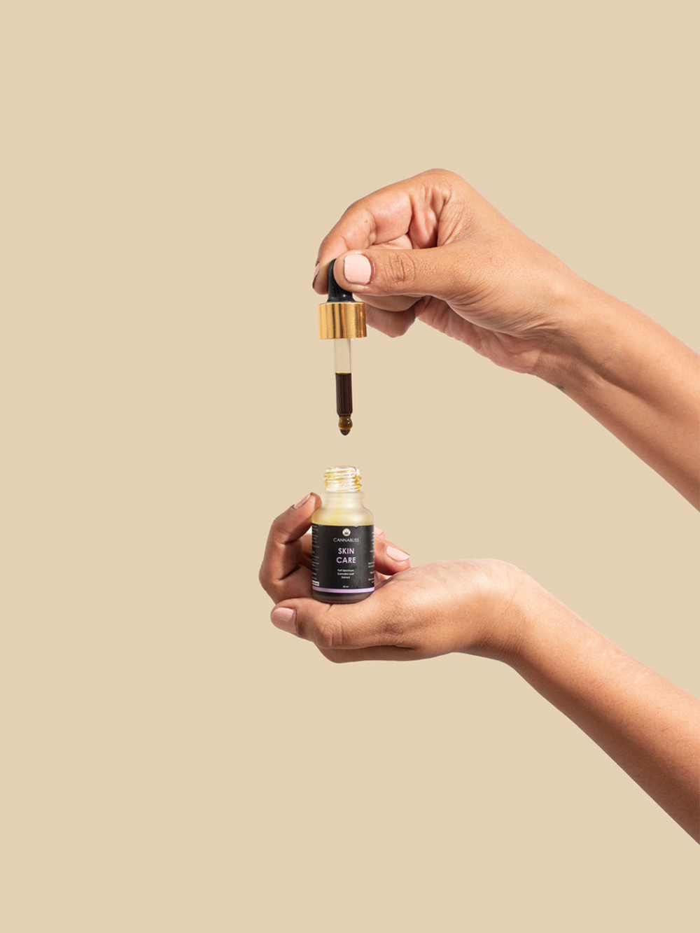 CannaBliss SKIN CARE (with 0.5% Cannabis Leaf Extract + Argan & Rosehip - Oil + Hemp Seed Oil) - 10 ML - EarthBased 