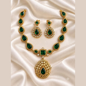 Emerald Pendant Necklace Set - view 3