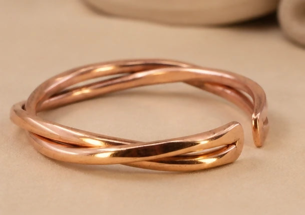 Twisted Copper Kada for Men & Women – Ayurvedic Copper Bracelet