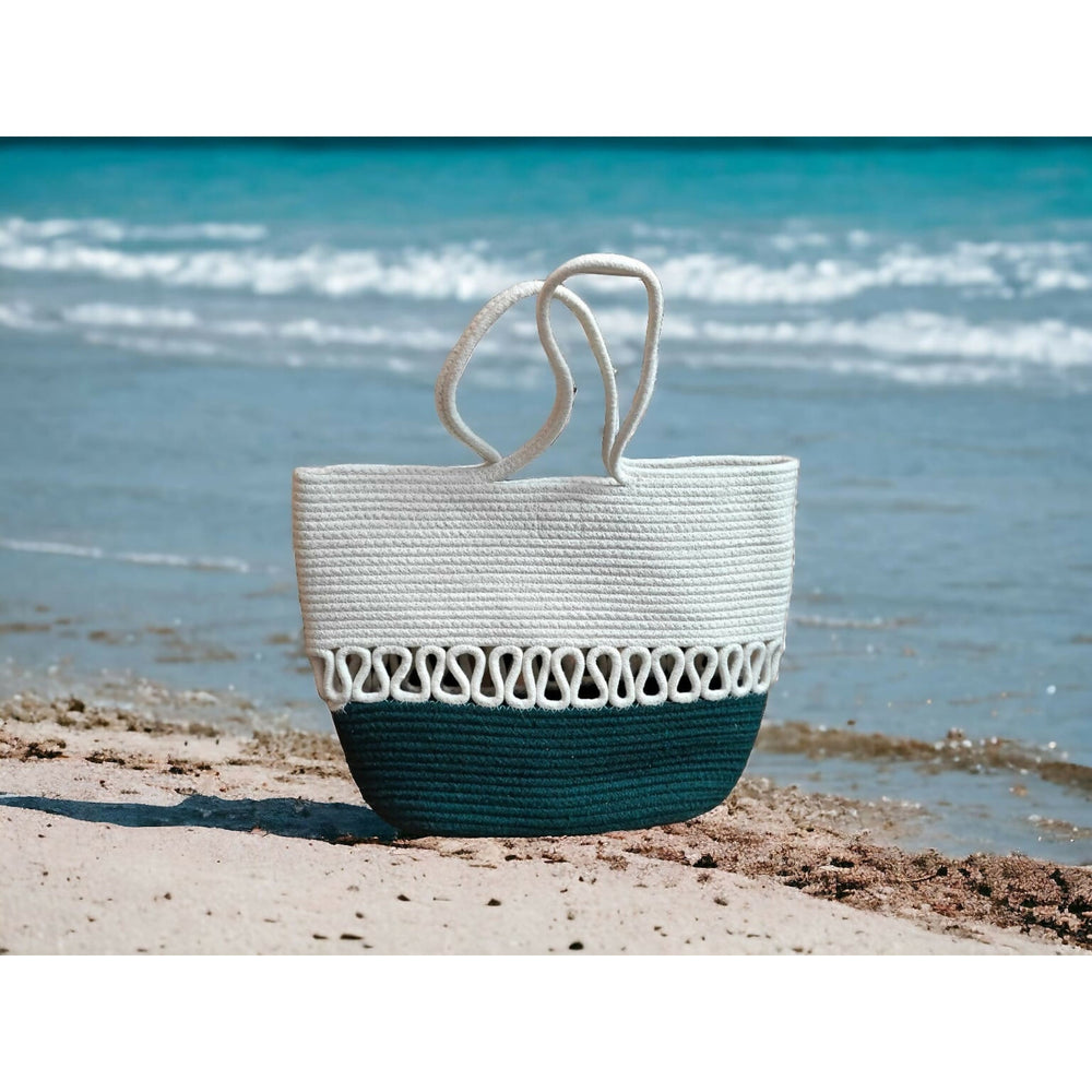 ONEarth designer bag in cream and green, strong and easy to carry