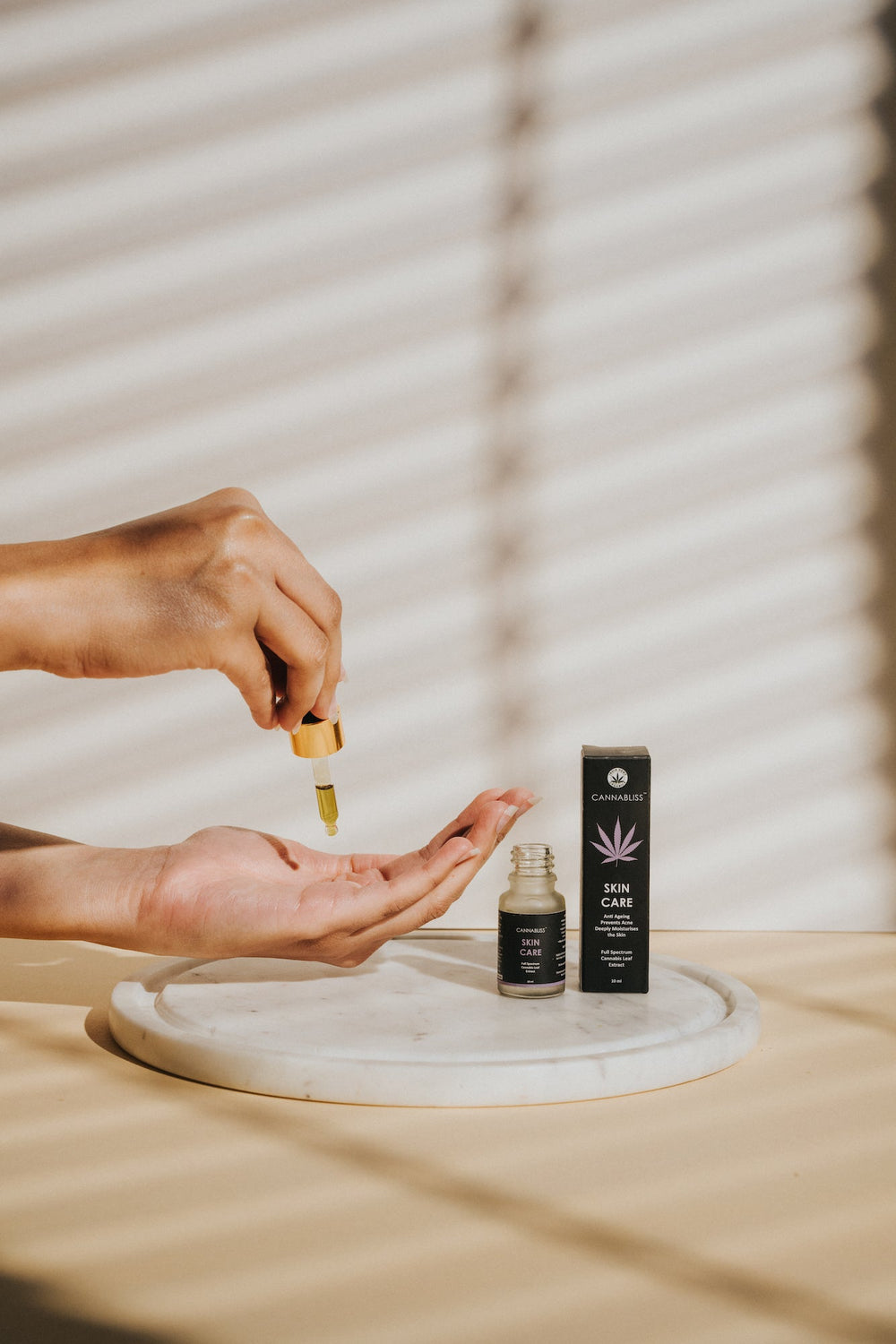 CannaBliss SKIN CARE (with 0.5% Cannabis Leaf Extract + Argan & Rosehip - Oil + Hemp Seed Oil) - 10 ML - EarthBased 