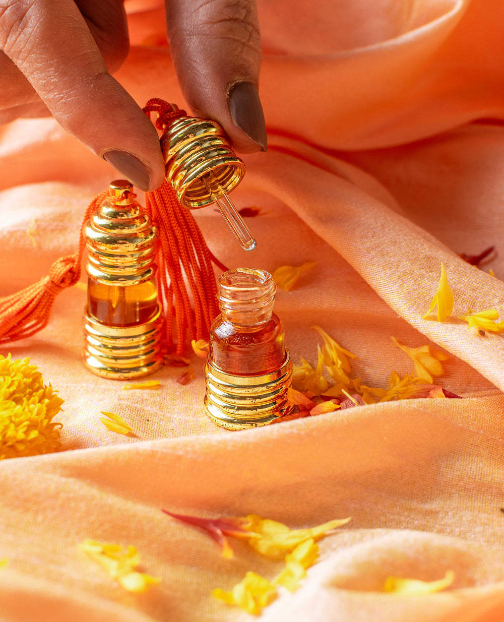 Kheoni Marigold natural attar bottle – close-up
