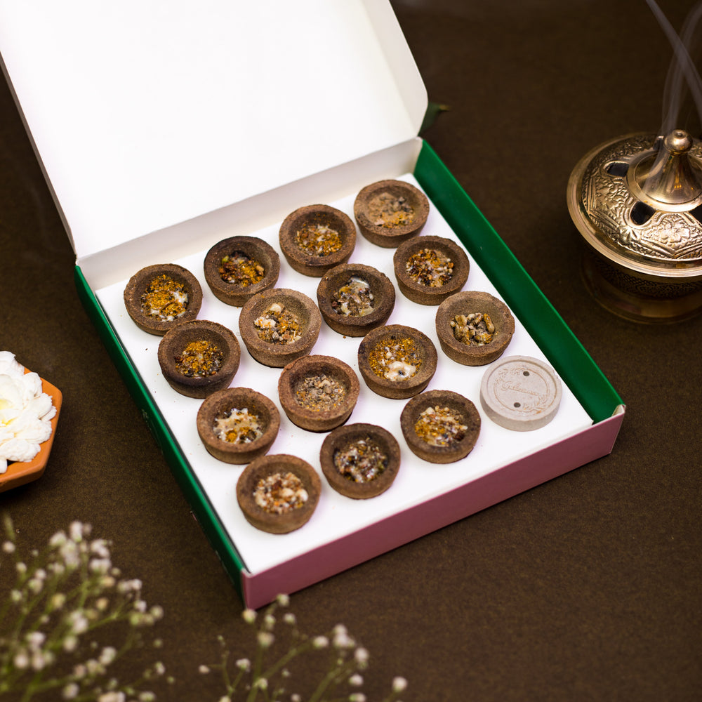 Jasmine Havan Cups & Brass Dhooni | Made from Cow dung & Temple Flower   |Gulessence - EarthBased 