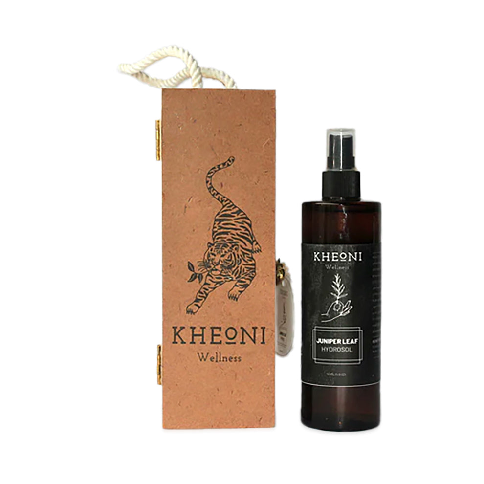 Kheoni Juniper Leaf hydrosol spray bottle
