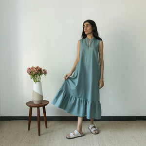LAID-BACK GATHERED DRESS | Anushe Pirani - EarthBased 