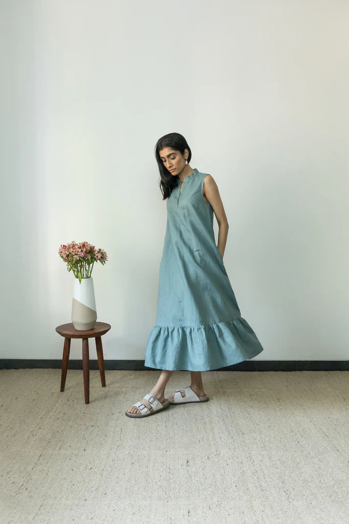 LAID-BACK GATHERED DRESS | Anushe Pirani - EarthBased 