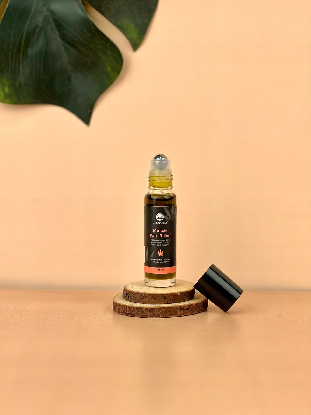 MUSCLE PAIN RELIEF ROLL-ON - EarthBased 