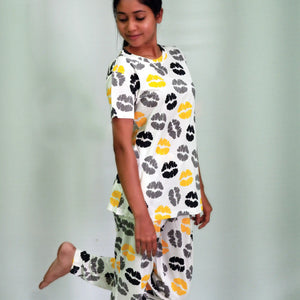 Kisses Print T-shirt & Pant Night Dress in Tofu | Playout - EarthBased 