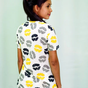Kisses Print T-shirt & Pant Night Dress in Tofu | Playout - EarthBased 