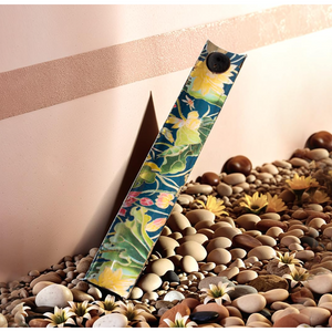 Kheoni floral pattern incense stick holder – close-up