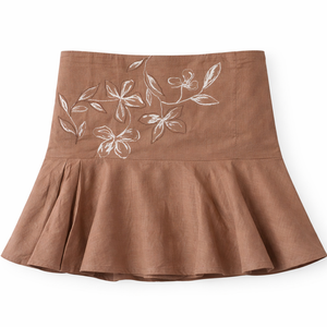 Casual strapless summer top for women made from breathable cotton fabric, relaxed fit tube top designed for inclusive sizing.