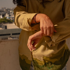 Lightweight pure cotton shirt for women with relaxed fit and minimal design, comfortable casual shirt for summer outfits.
