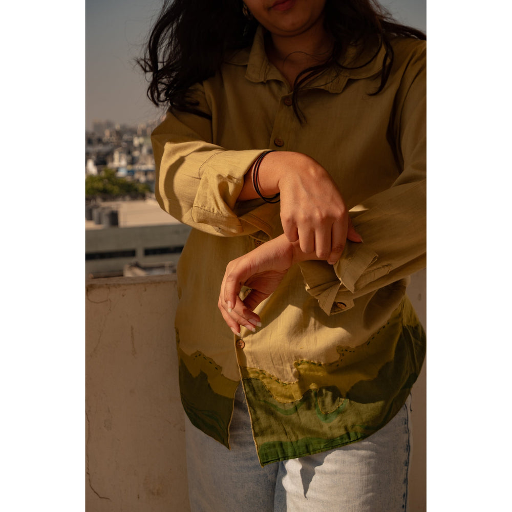 Lightweight pure cotton shirt for women with relaxed fit and minimal design, comfortable casual shirt for summer outfits.